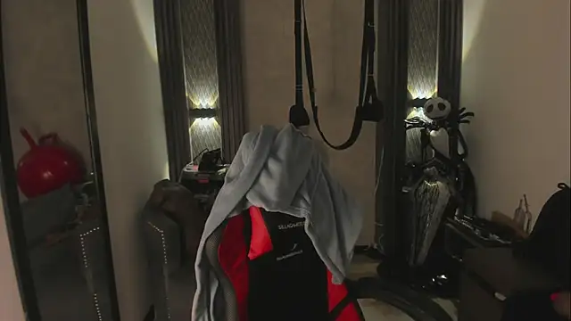 Snapshot of selene_red_ chatting on December 14, 5:07 pm selene red online show from December 14, 5:07 pm