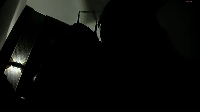 selene red  online show from November 10, 1:49 pm