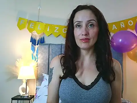 IberianMoonMK online show from February 4, 5:41 pm