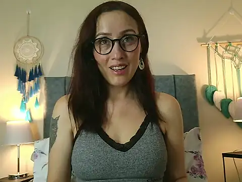 IberianMoonMK online show from April 17, 5:49 pm