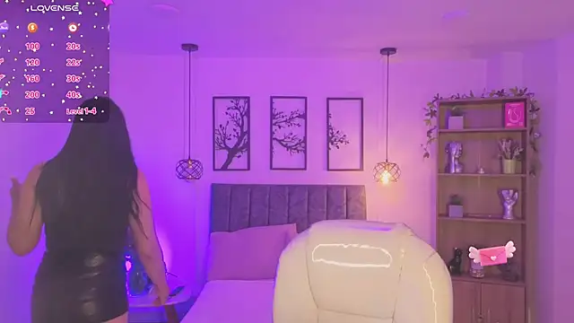 Abigaiil  ds online show from December 15, 7:31 pm