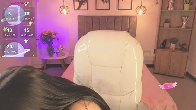 Abigaiil  ds online show from October 30, 8:50 pm