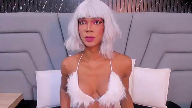 NaomiSteward online show from October 23, 11:31 am