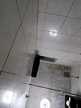 Snapshot of Riatatuil chatting on October 28, 10:09 pm Riatatuil online show from October 28, 10:09 pm