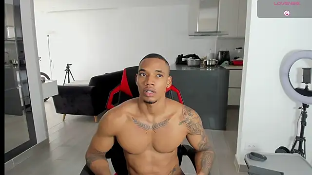 Snapshot of TROYWESLY- chatting on July 8, 5:24 pm TROYWESLY- online show from July 8, 5:24 pm
