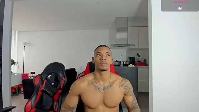 TROYWESLY- online show from March 31, 7:16 pm