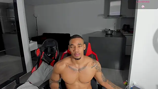TROYWESLY- online show from May 15, 1:03 am
