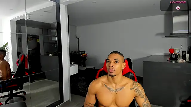 TROYWESLY- online show from October 20, 4:58 am