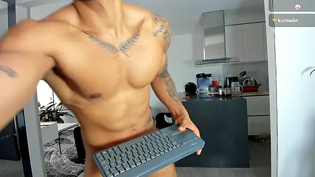 TROYWESLY- online show from November 9, 4:11 pm