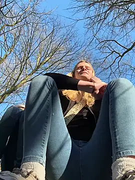 emma neko online show from March 18, 3:44 pm