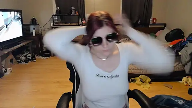 Elliewgfs online show from February 8, 4:14 am