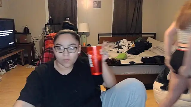 Elliewgfs online show from March 3, 2:00 am