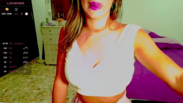 Snapshot of dalila_sexxx chatting on July 21, 4:47 am dalila sexxx online show from July 21, 4:47 am