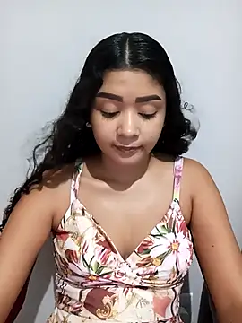 Snapshot of heleny901 chatting on November 21, 8:41 pm heleny901 online show from November 21, 8:41 pm