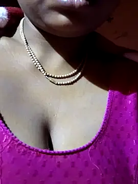 DARK WINE  online show from November 10, 10:48 pm