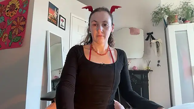 Snapshot of Littlelolo60 chatting on November 21, 12:37 pm Littlelolo60 online show from November 21, 12:37 pm