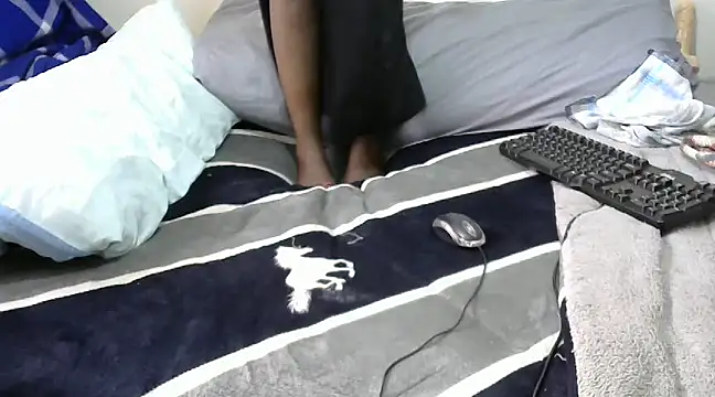 Snapshot of blue_ivy2211 chatting on March 10, 1:43 pm blue ivy2211 online show from March 10, 1:43 pm