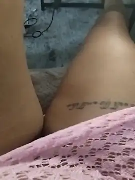 MarochienneAnissa online show from June 2, 10:48 am
