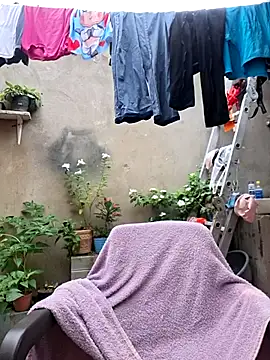 room 24funn online show from April 8, 3:24 pm