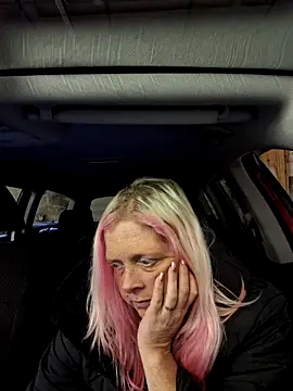 chubby british blonde uk online show from February 9, 1:31 pm