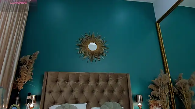 AprilWong online show from March 22, 6:11 am