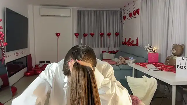 Mika Miller online show from February 17, 6:00 am