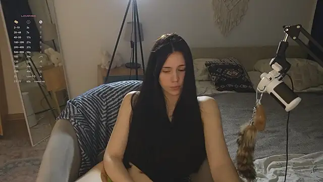 jennetdoll online show from March 16, 6:21 pm