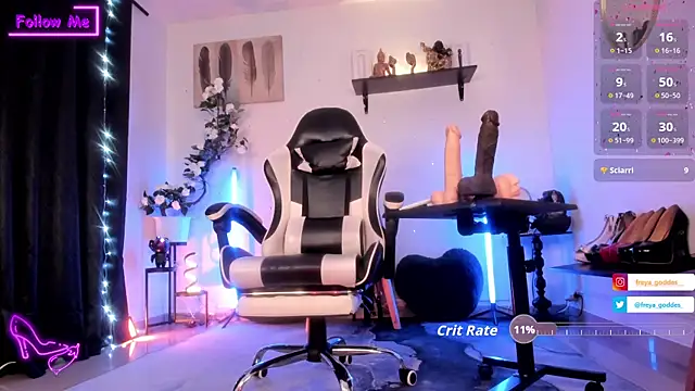 freya goddes  online show from November 15, 1:04 pm