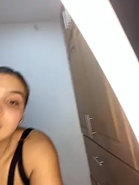 Snapshot of ETHAN_ROX chatting on September 28, 11:12 pm ETHAN ROX online show from September 28, 11:12 pm