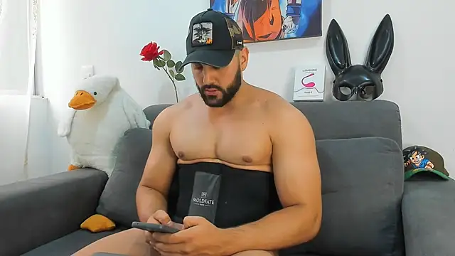 Snapshot of ETHAN_ROX chatting on November 24, 8:53 pm ETHAN ROX online show from November 24, 8:53 pm