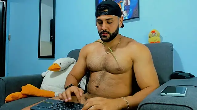 Snapshot of ETHAN_ROX chatting on February 15, 12:15 am ETHAN ROX online show from February 15, 12:15 am