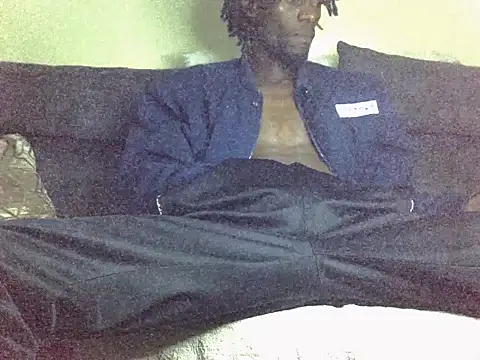 Delicious-D online show from December 4, 7:57 pm