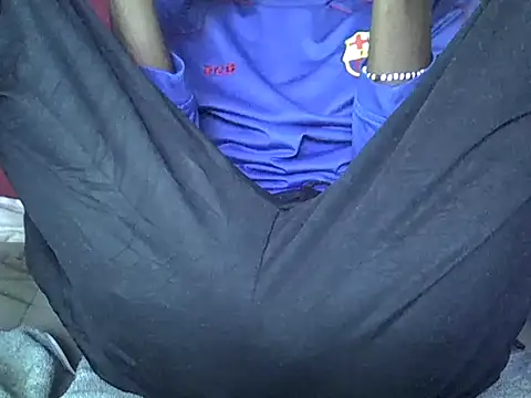 Delicious-D online show from November 29, 10:15 am