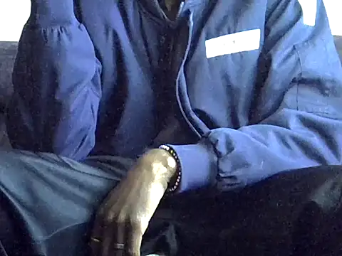 Delicious-D online show from December 5, 8:35 am