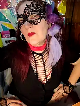 Snapshot of SabrinaXlovess chatting on January 2, 7:29 pm SabrinaXlovess online show from January 2, 7:29 pm