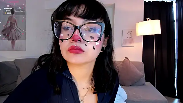 Snapshot of Sweet_Namii chatting on October 15, 3:53 pm Sweet Namii online show from October 15, 3:53 pm
