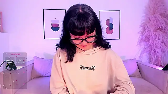 Sweet Namii online show from March 11, 5:40 pm