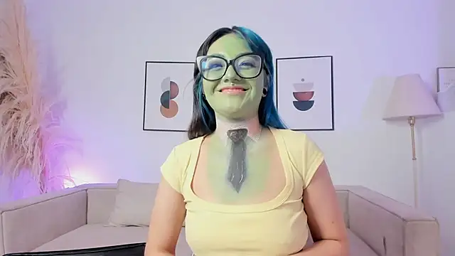 Sweet Namii online show from November 14, 8:01 pm