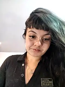 Snapshot of Sweet_Namii chatting on May 9, 11:52 pm Sweet Namii online show from May 9, 11:52 pm