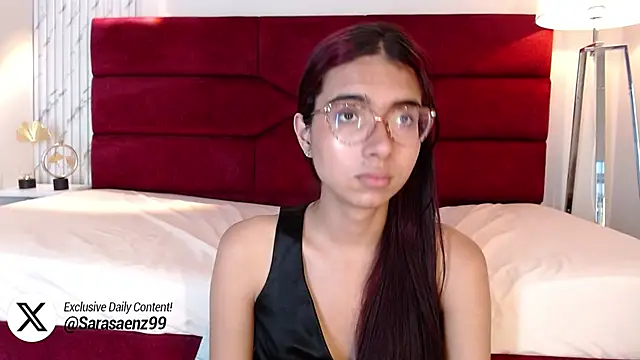 Snapshot of sara_saenz99 chatting on March 13, 10:43 pm sara saenz99 online show from March 13, 10:43 pm