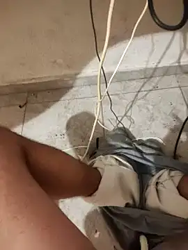 skrigul12 online show from December 28, 11:37 pm