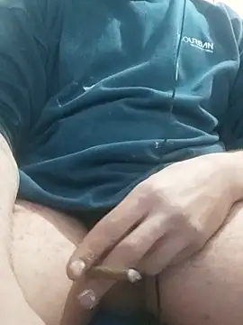 skrigul12 online show from February 2, 7:13 pm