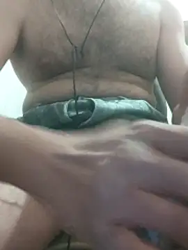 skrigul12 online show from March 19, 4:56 am