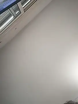 skrigul12 online show from October 18, 12:18 pm