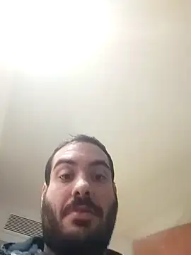 skrigul12 online show from February 1, 12:51 am