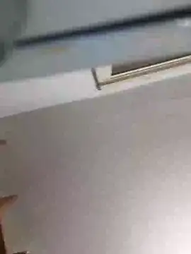 skrigul12 online show from December 11, 2:30 am