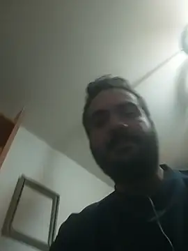 skrigul12 online show from March 9, 6:44 pm