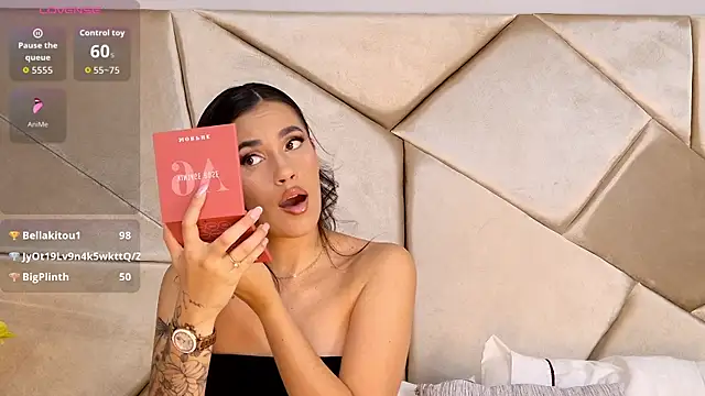 Camille Torres online show from September 10, 1:21 pm