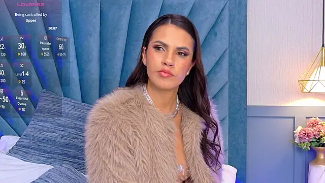 Camille Torres online show from February 25, 11:59 pm