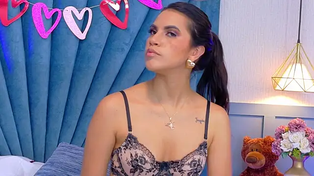 Camille Torres online show from February 19, 7:37 pm